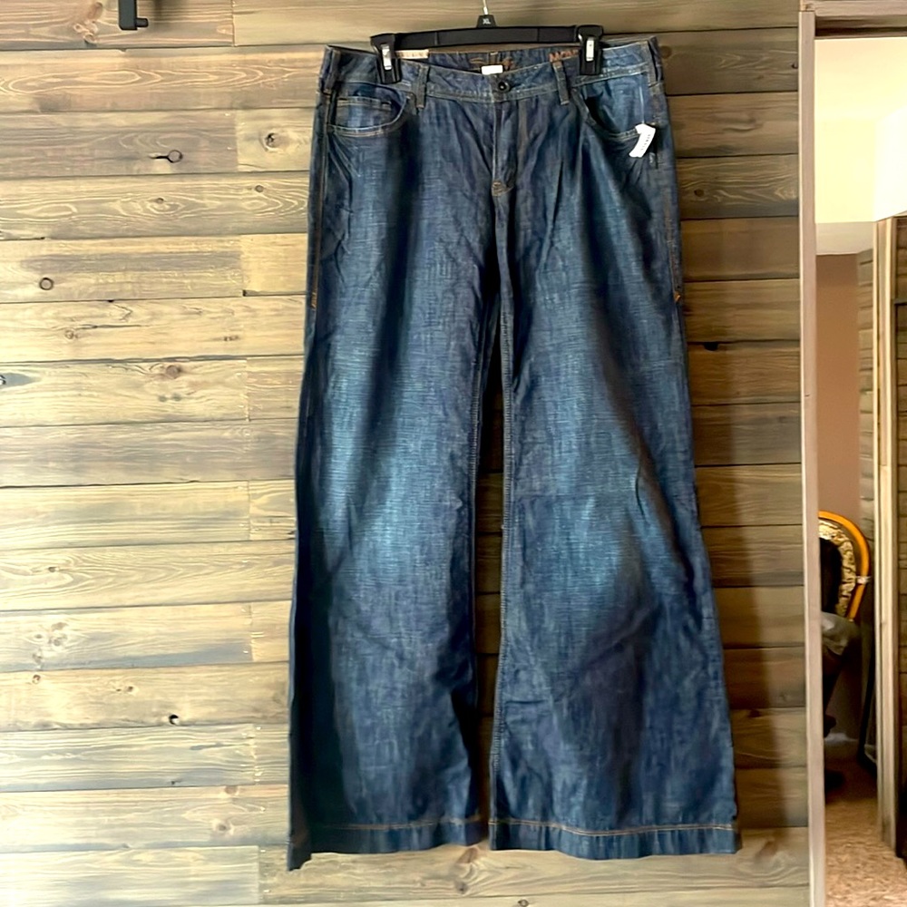 Silver Jeans- Monterey trouser leg size 31/33